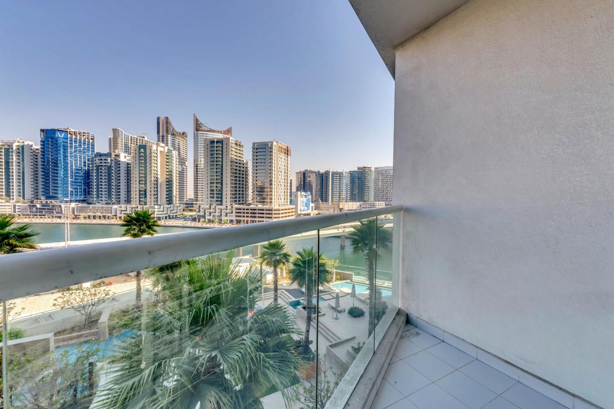Luxury Aparthotel Prive Dubai Exterior photo
